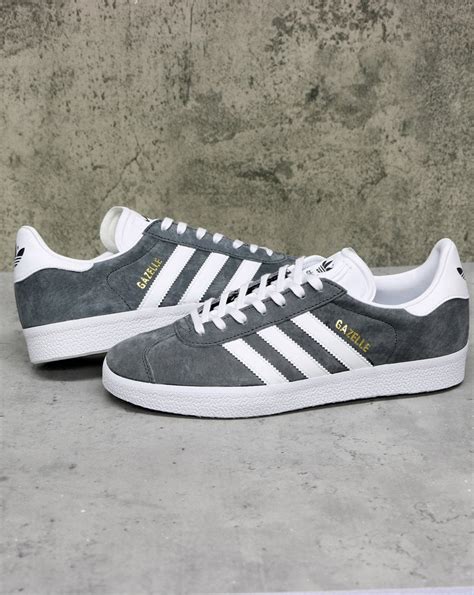 adidas gazelle grey.